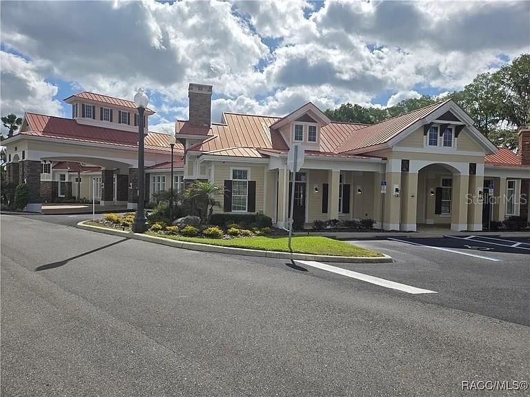 For Rent: $1,800 (3 beds, 2 baths, 1648 Square Feet)