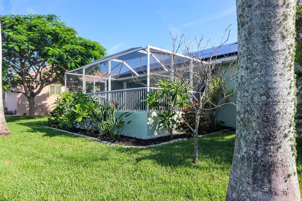 Под контрактом: $399,999 (3 спален, 2 ванн, 1491 Квадратных фут)