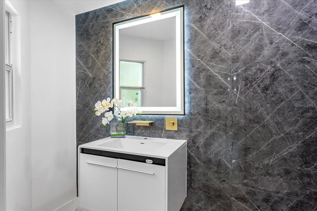 待售: $1,450,000 (4 贝兹, 3 浴室, 4975 平方英尺)