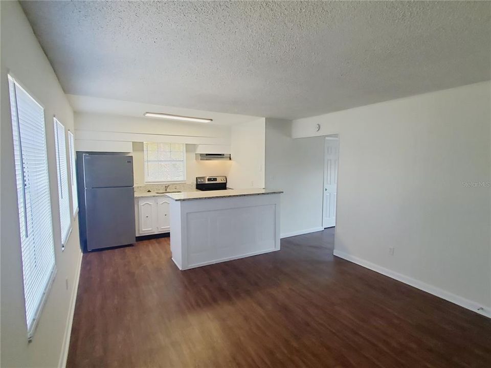 For Rent: $1,095 (1 beds, 1 baths, 540 Square Feet)