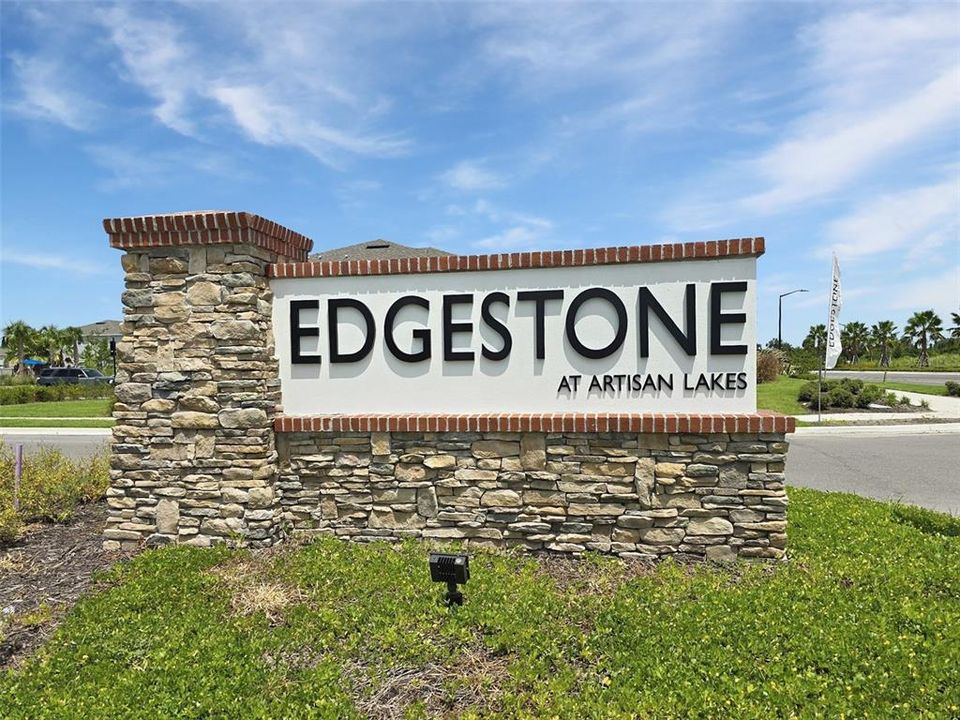 For Rent: $1,750 (2 beds, 2 baths, 1116 Square Feet)