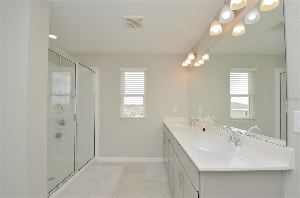 Active With Contract: $369,900 (5 beds, 3 baths, 3106 Square Feet)