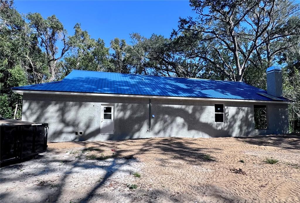 For Sale: $385,000 (4 beds, 2 baths, 1859 Square Feet)