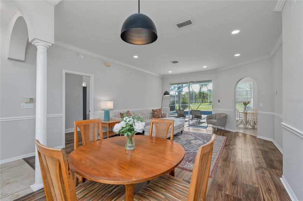 Activo con contrato: $679,000 (4 camas, 3 baños, 2202 Pies cuadrados)