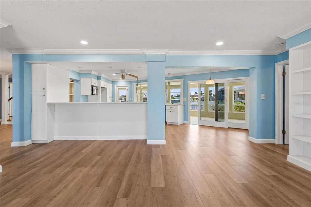 合同活跃: $1,395,000 (3 贝兹, 3 浴室, 2971 平方英尺)