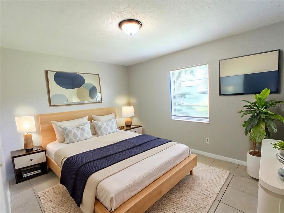 В аренду: $1,450 (2 спален, 1 ванн, 900 Квадратных фут)