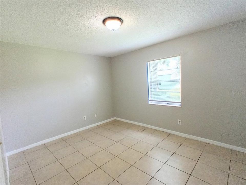 В аренду: $1,450 (2 спален, 1 ванн, 900 Квадратных фут)