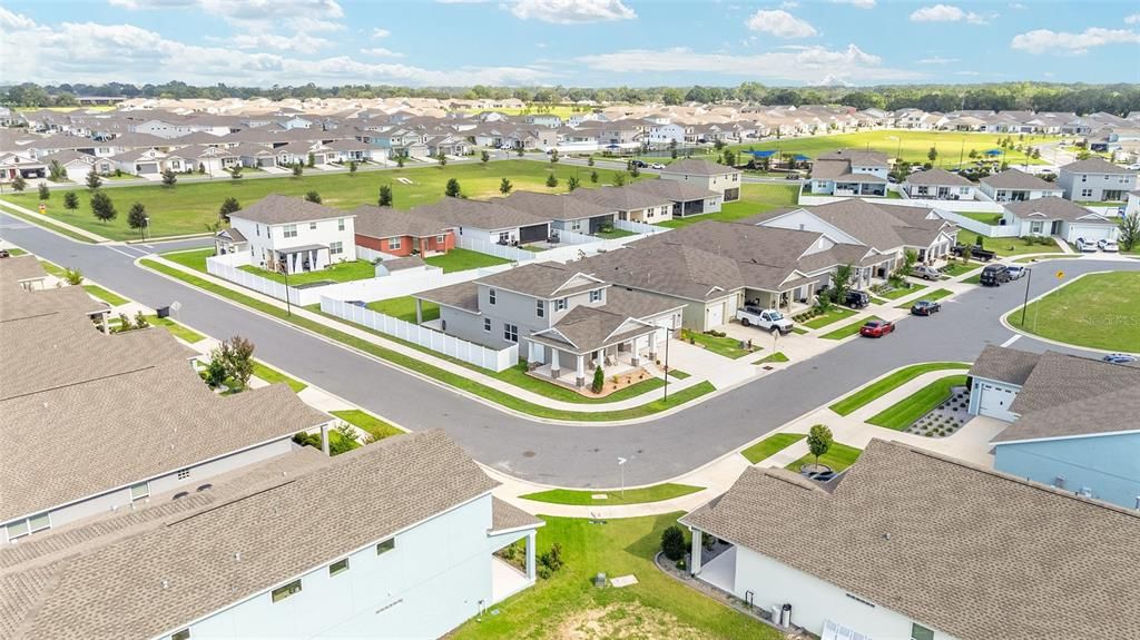 合同活跃: $470,000 (4 贝兹, 3 浴室, 3012 平方英尺)