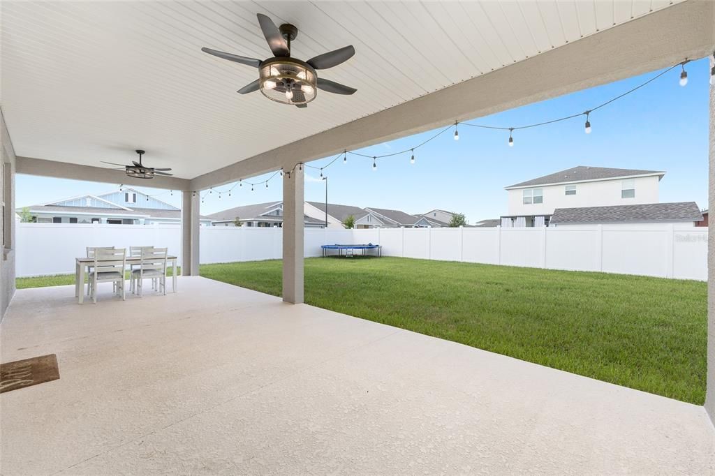 合同活跃: $470,000 (4 贝兹, 3 浴室, 3012 平方英尺)