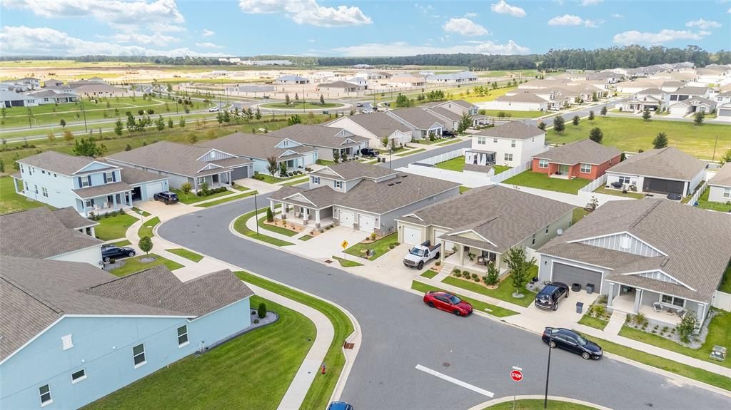 合同活跃: $470,000 (4 贝兹, 3 浴室, 3012 平方英尺)