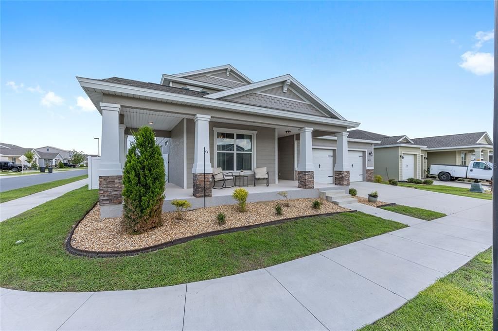 合同活跃: $470,000 (4 贝兹, 3 浴室, 3012 平方英尺)