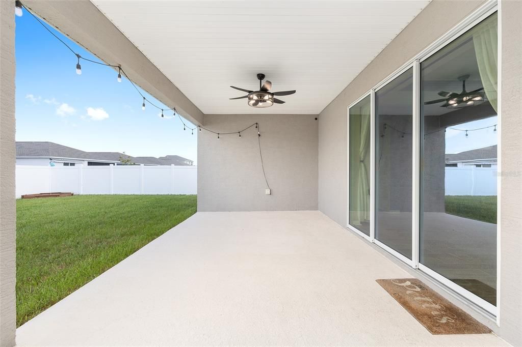 合同活跃: $470,000 (4 贝兹, 3 浴室, 3012 平方英尺)