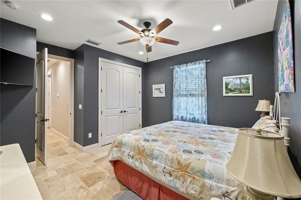 En Venta: $757,900 (3 camas, 2 baños, 2157 Pies cuadrados)