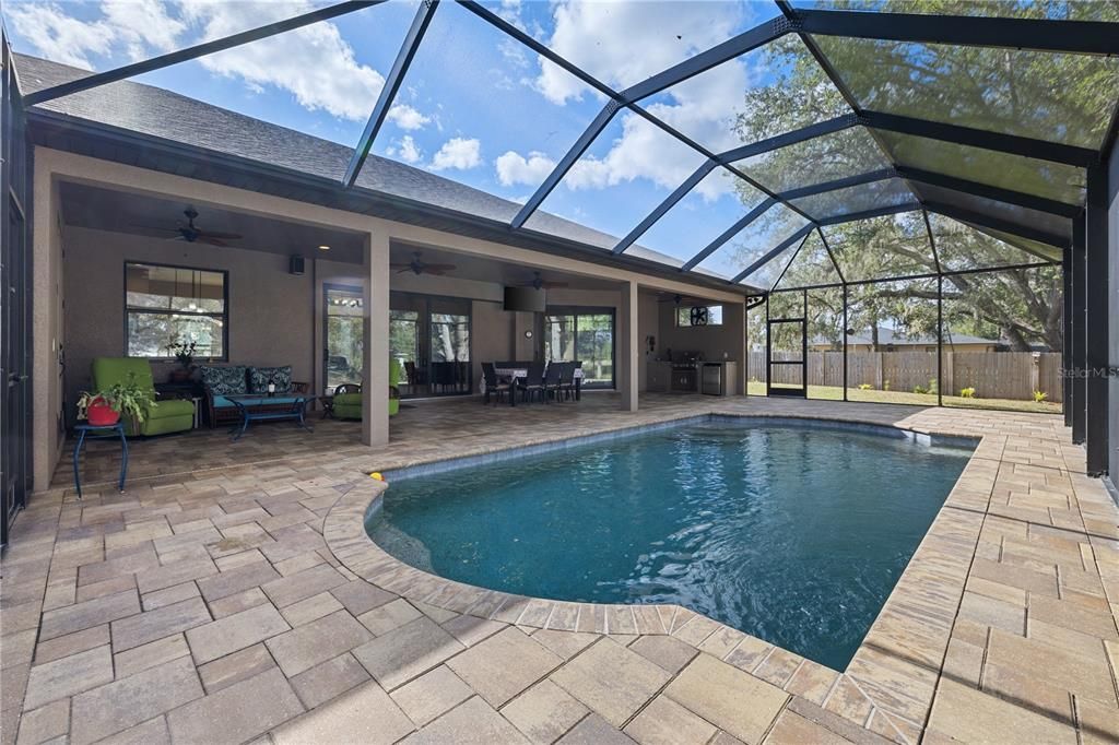 En Venta: $757,900 (3 camas, 2 baños, 2157 Pies cuadrados)