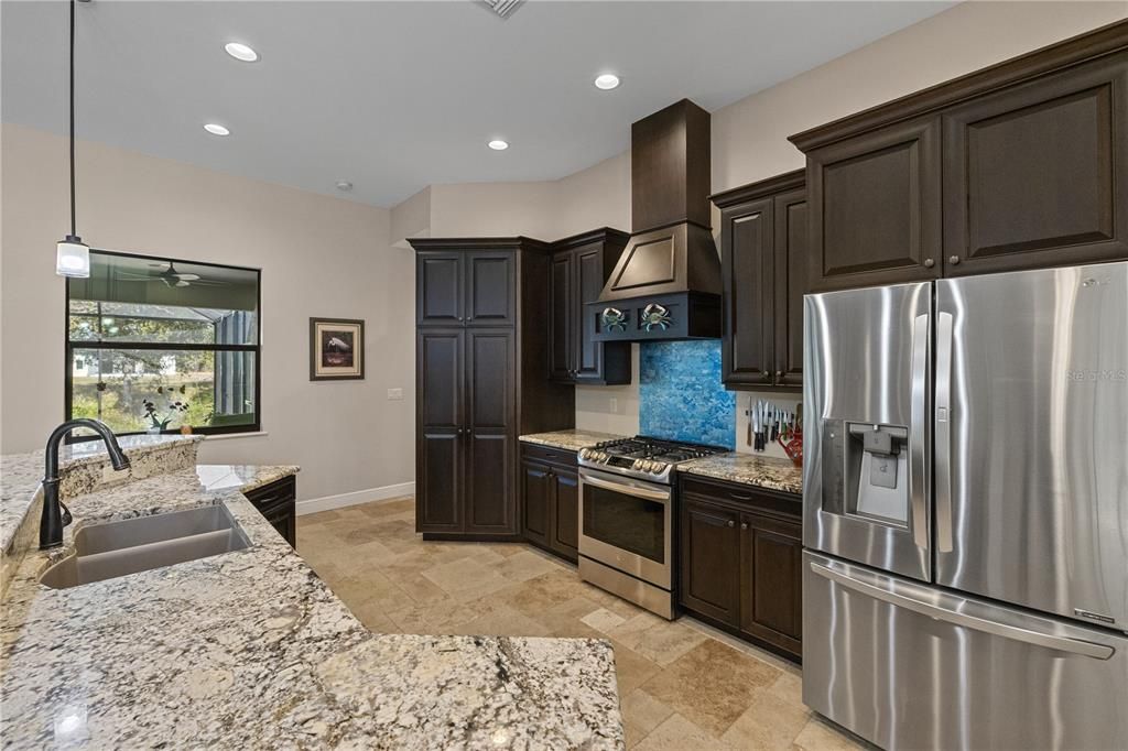 En Venta: $757,900 (3 camas, 2 baños, 2157 Pies cuadrados)