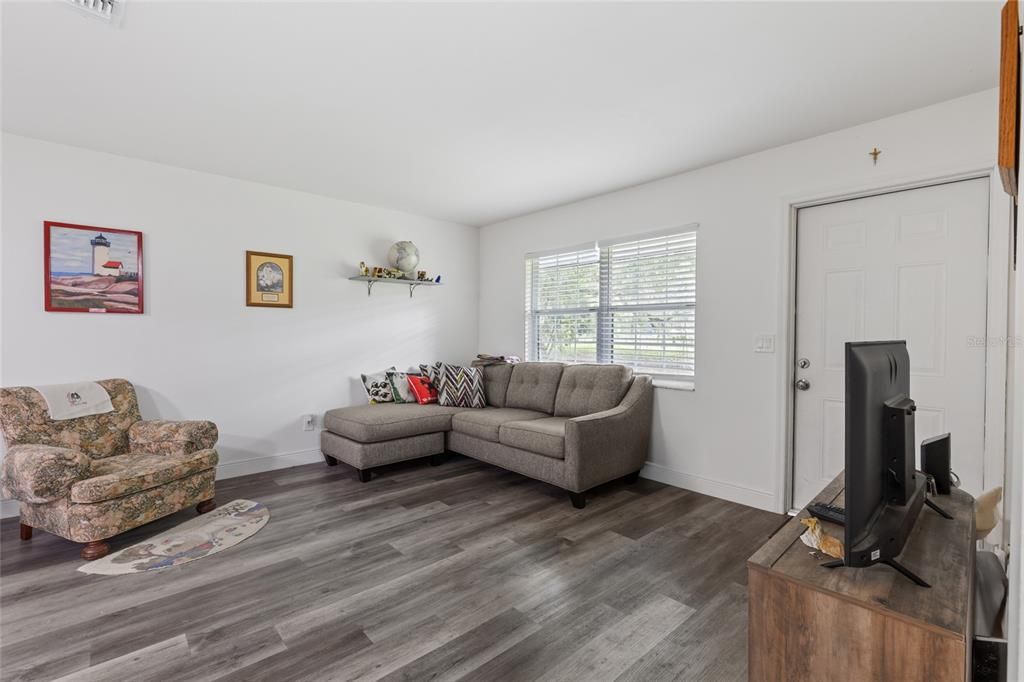 En Venta: $239,000 (3 camas, 1 baños, 1040 Pies cuadrados)