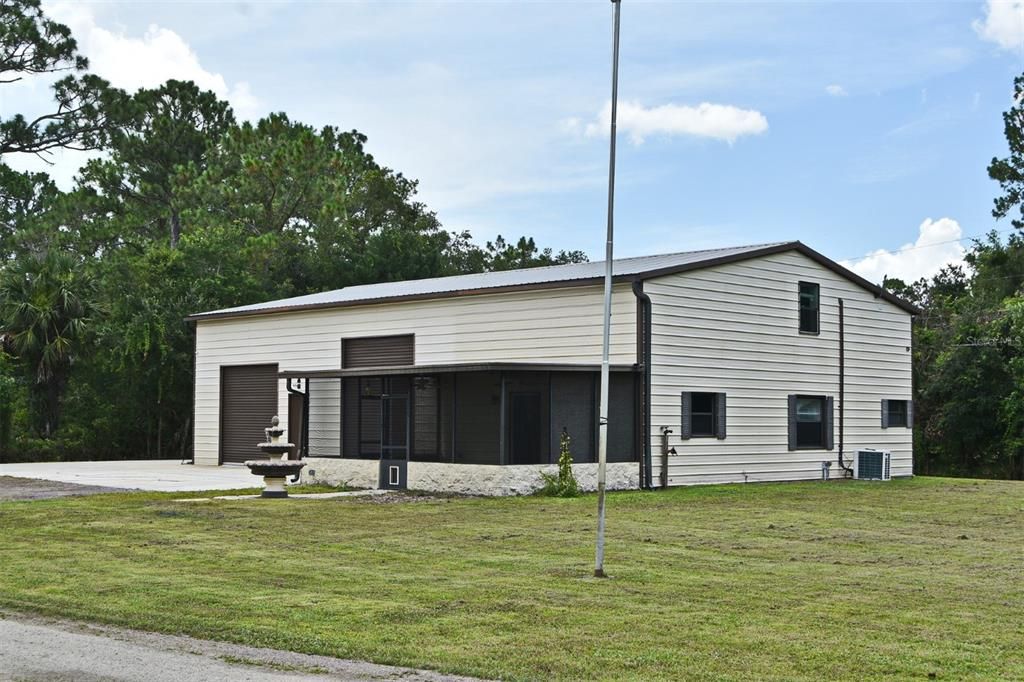 最近售出: $400,000 (1 贝兹, 2 浴室, 1260 平方英尺)