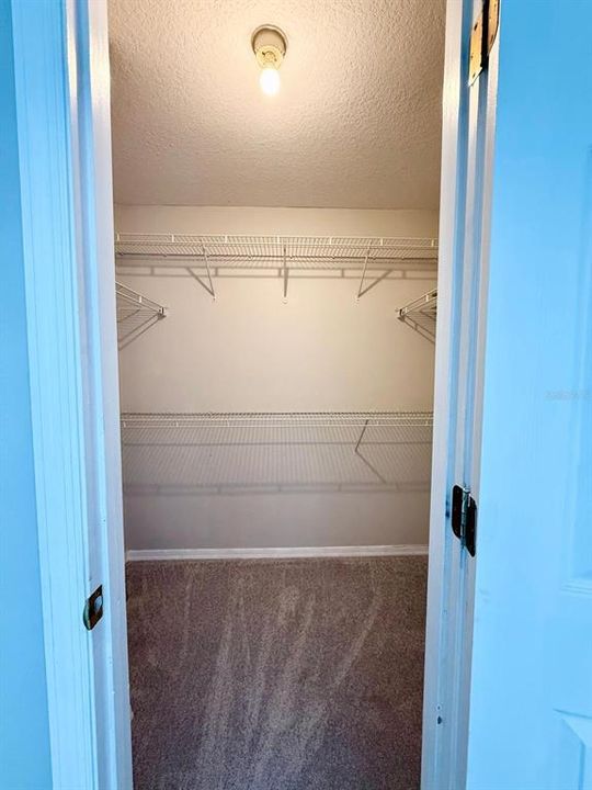 For Sale: $309,000 (4 beds, 2 baths, 1894 Square Feet)