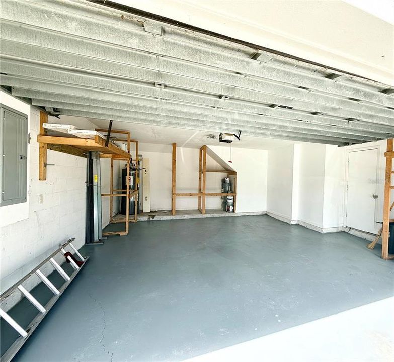 For Sale: $309,000 (4 beds, 2 baths, 1894 Square Feet)