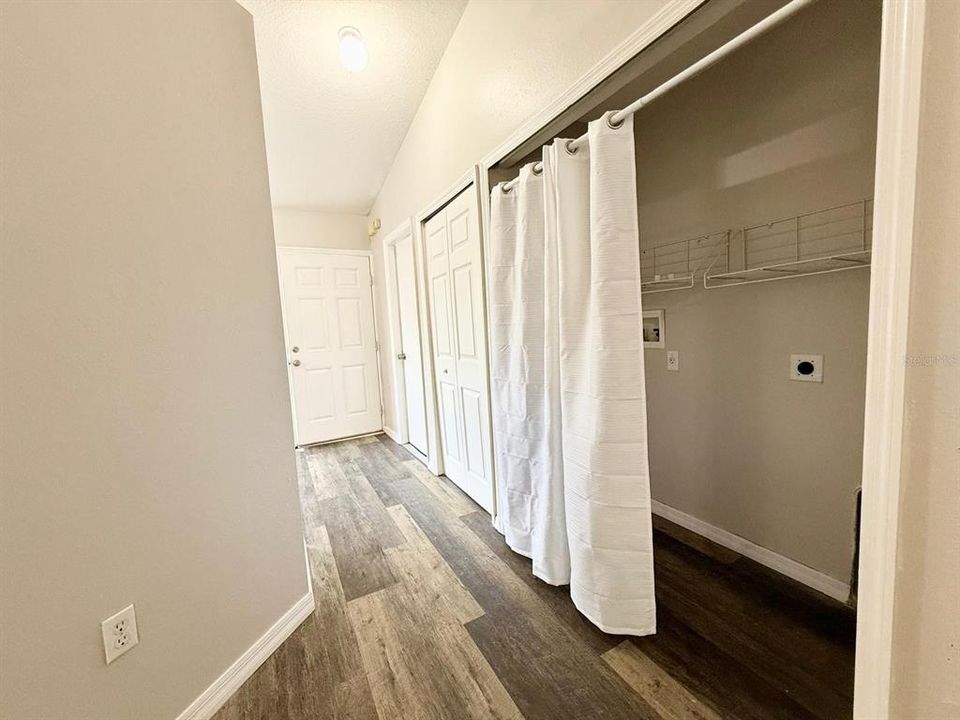 For Sale: $309,000 (4 beds, 2 baths, 1894 Square Feet)