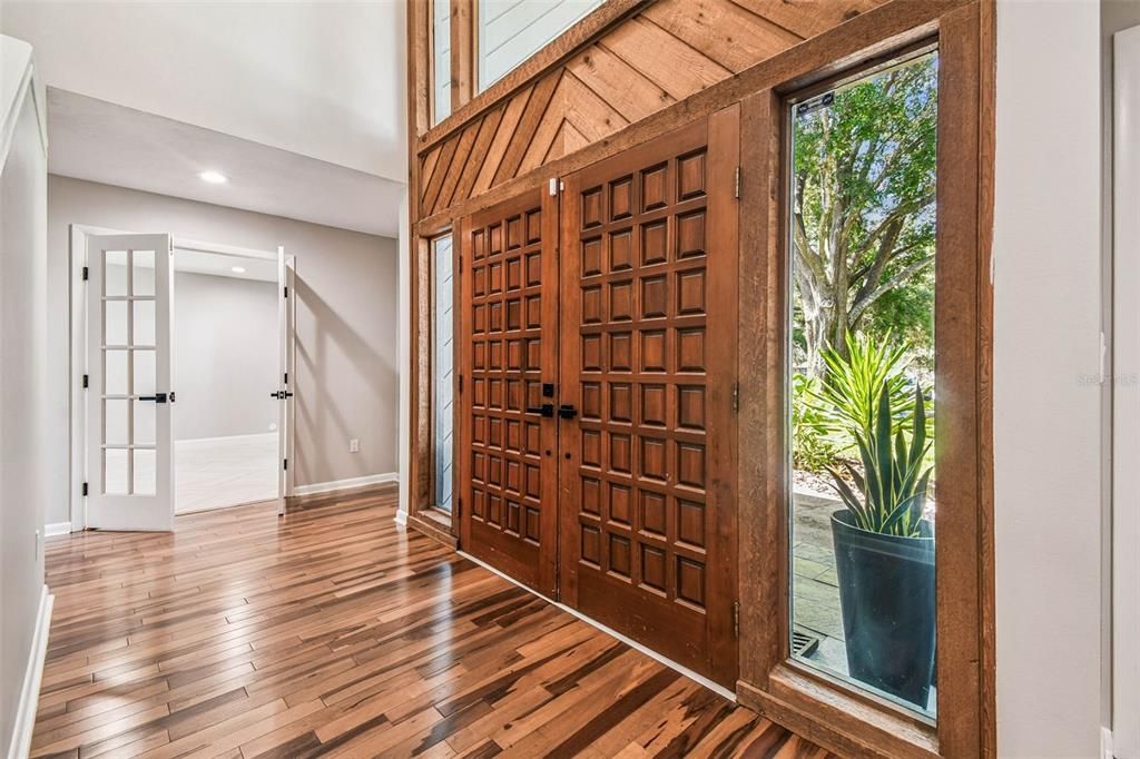 待售: $950,000 (4 贝兹, 2 浴室, 4419 平方英尺)