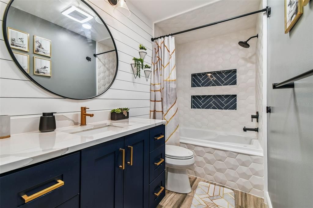 待售: $950,000 (4 贝兹, 2 浴室, 4419 平方英尺)