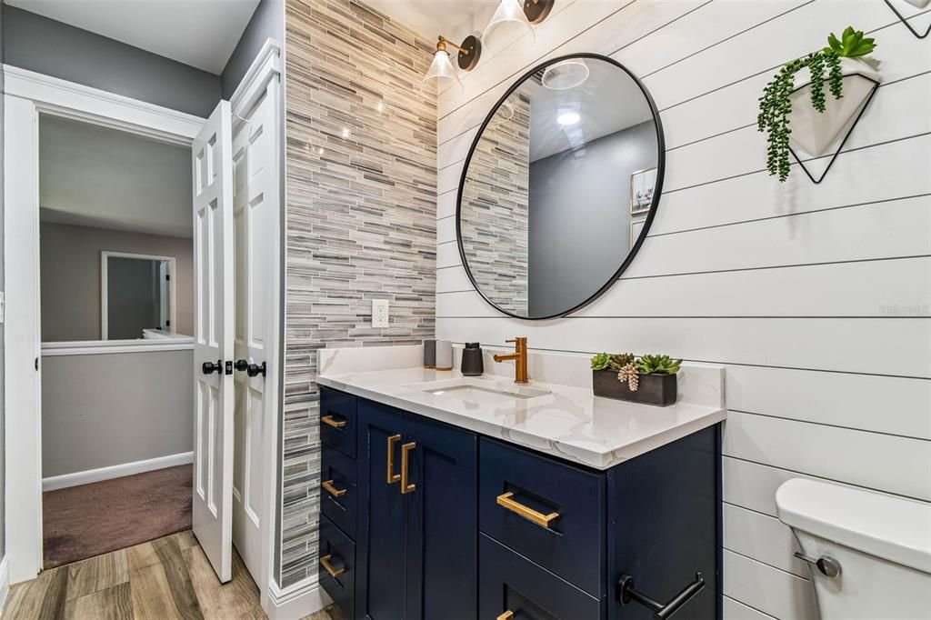 待售: $950,000 (4 贝兹, 2 浴室, 4419 平方英尺)