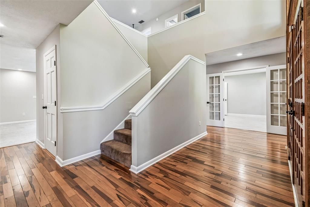 待售: $950,000 (4 贝兹, 2 浴室, 4419 平方英尺)