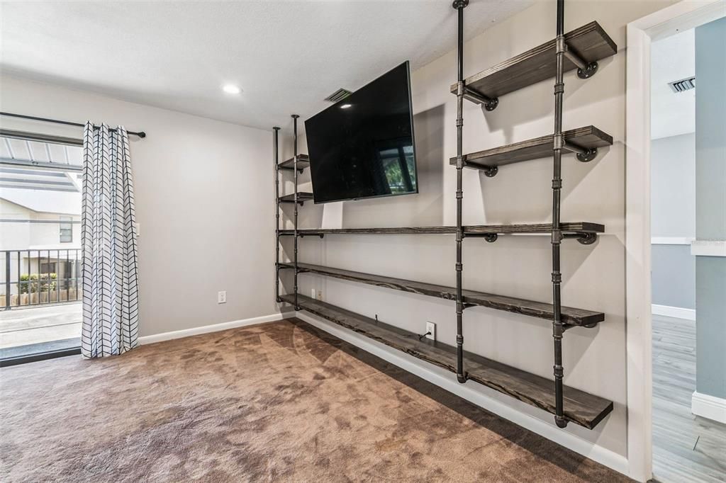 待售: $950,000 (4 贝兹, 2 浴室, 4419 平方英尺)