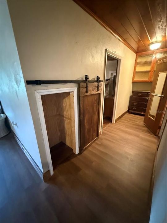 For Sale: $329,900 (2 beds, 2 baths, 1742 Square Feet)