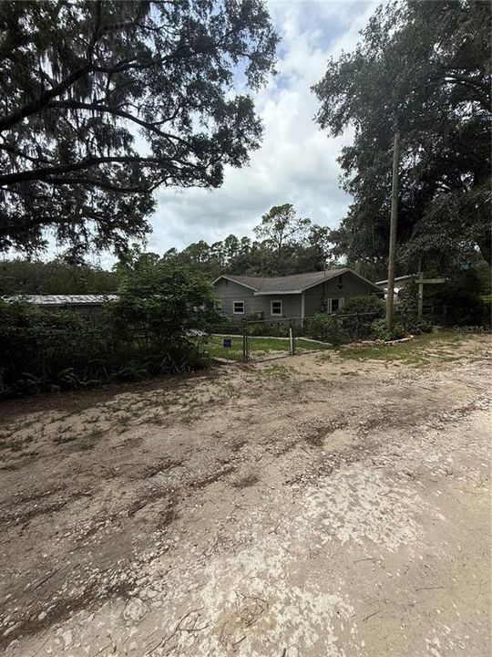 For Sale: $329,900 (2 beds, 2 baths, 1742 Square Feet)