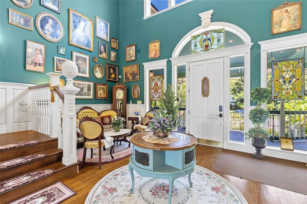 For Sale: $2,590,000 (5 beds, 6 baths, 8063 Square Feet)