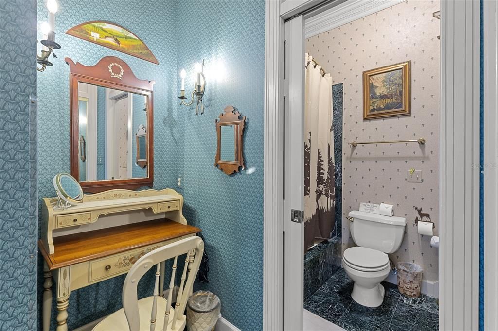 For Sale: $2,590,000 (5 beds, 6 baths, 8063 Square Feet)