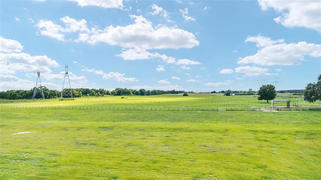 En Venta: $575,000 (2 camas, 1 baños, 710 Pies cuadrados)