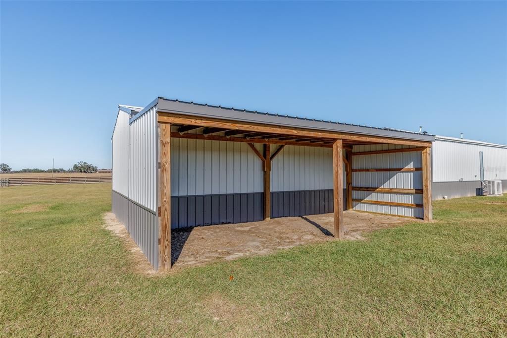 На продажу: $575,000 (2 спален, 1 ванн, 710 Квадратных фут)