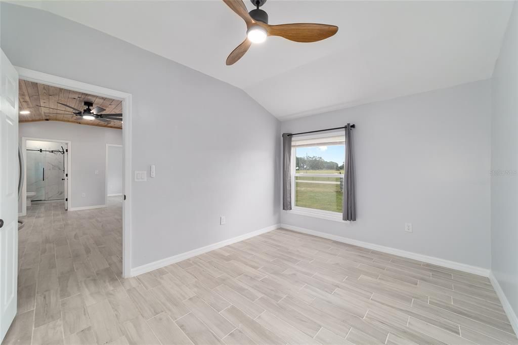 En Venta: $575,000 (2 camas, 1 baños, 710 Pies cuadrados)