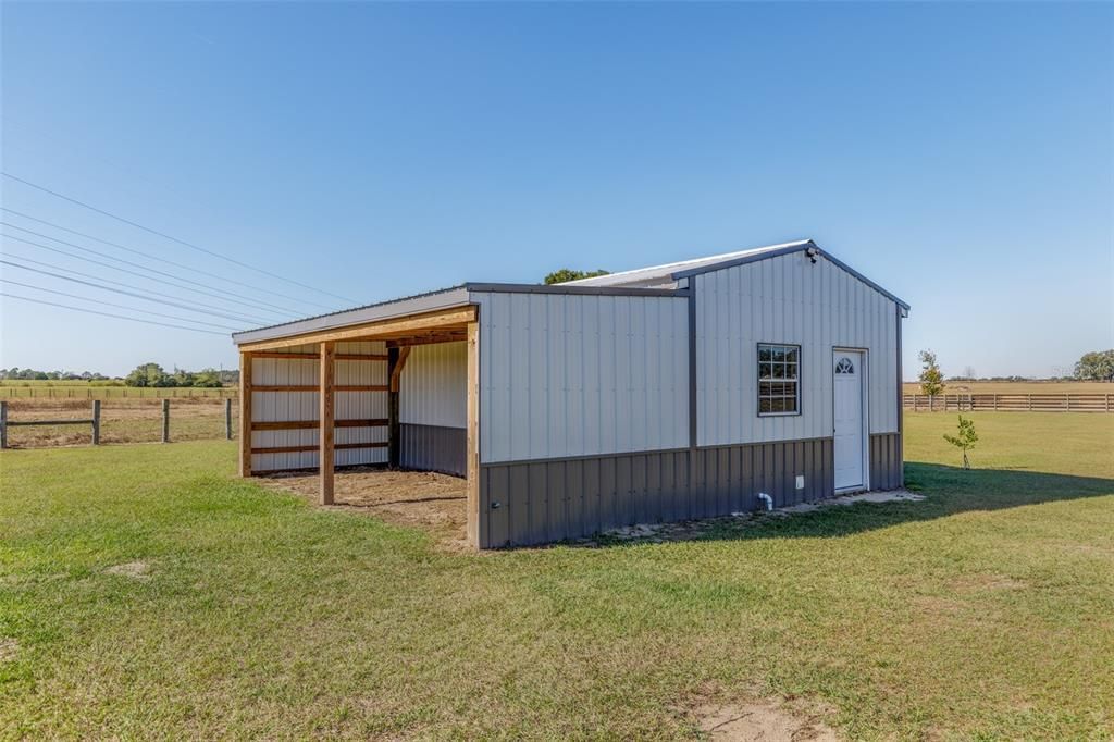 На продажу: $575,000 (2 спален, 1 ванн, 710 Квадратных фут)