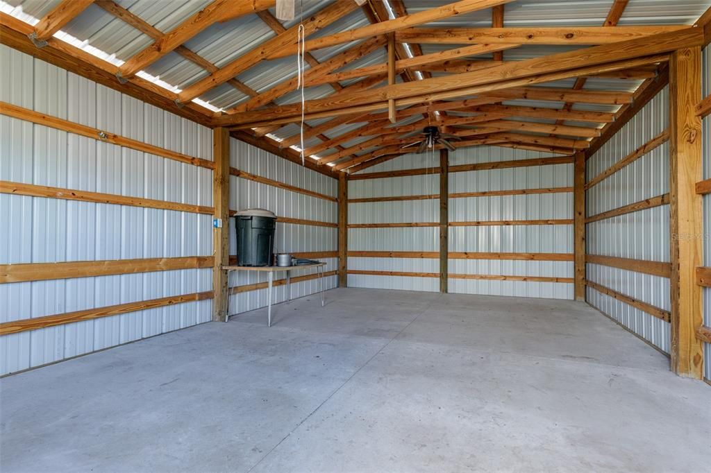 На продажу: $575,000 (2 спален, 1 ванн, 710 Квадратных фут)