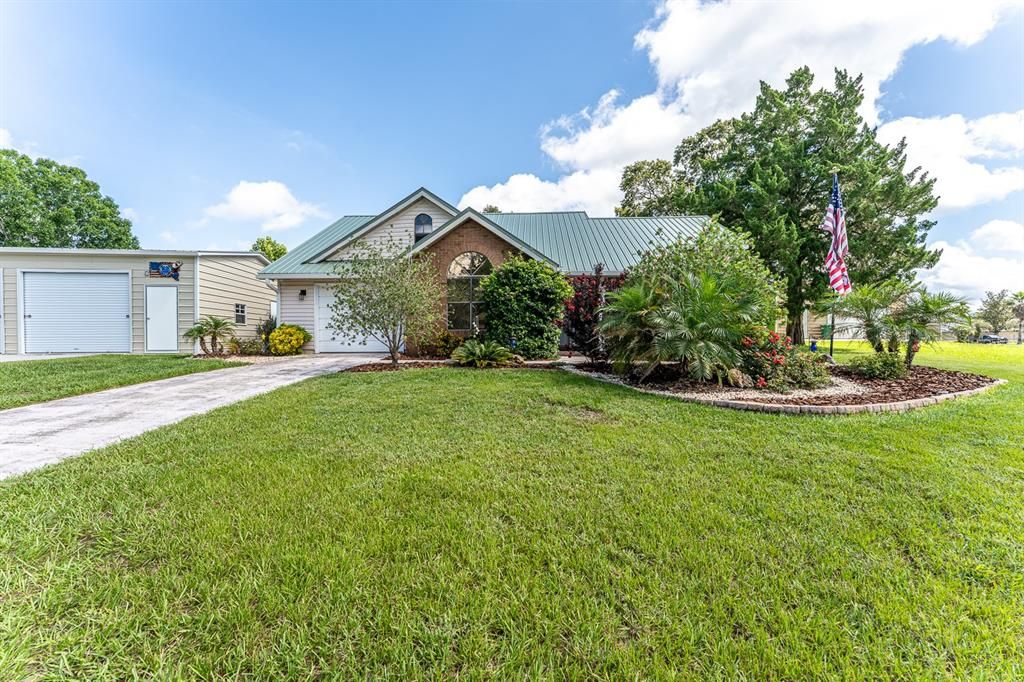 На продажу: $349,000 (2 спален, 2 ванн, 1347 Квадратных фут)