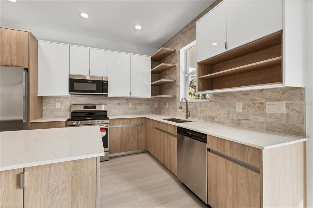 En Renta: $2,200 (3 camas, 2 baños, 1501 Pies cuadrados)