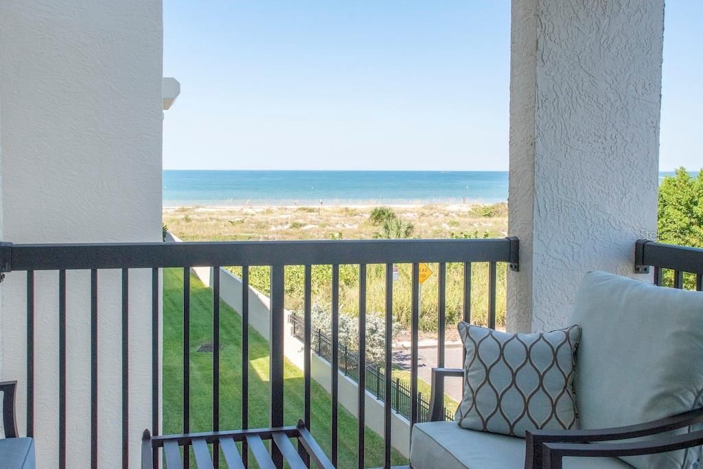 For Rent: $6,990 (3 beds, 2 baths, 1345 Square Feet)