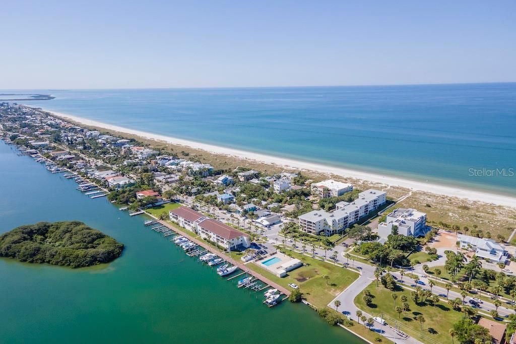 For Rent: $6,990 (3 beds, 2 baths, 1345 Square Feet)