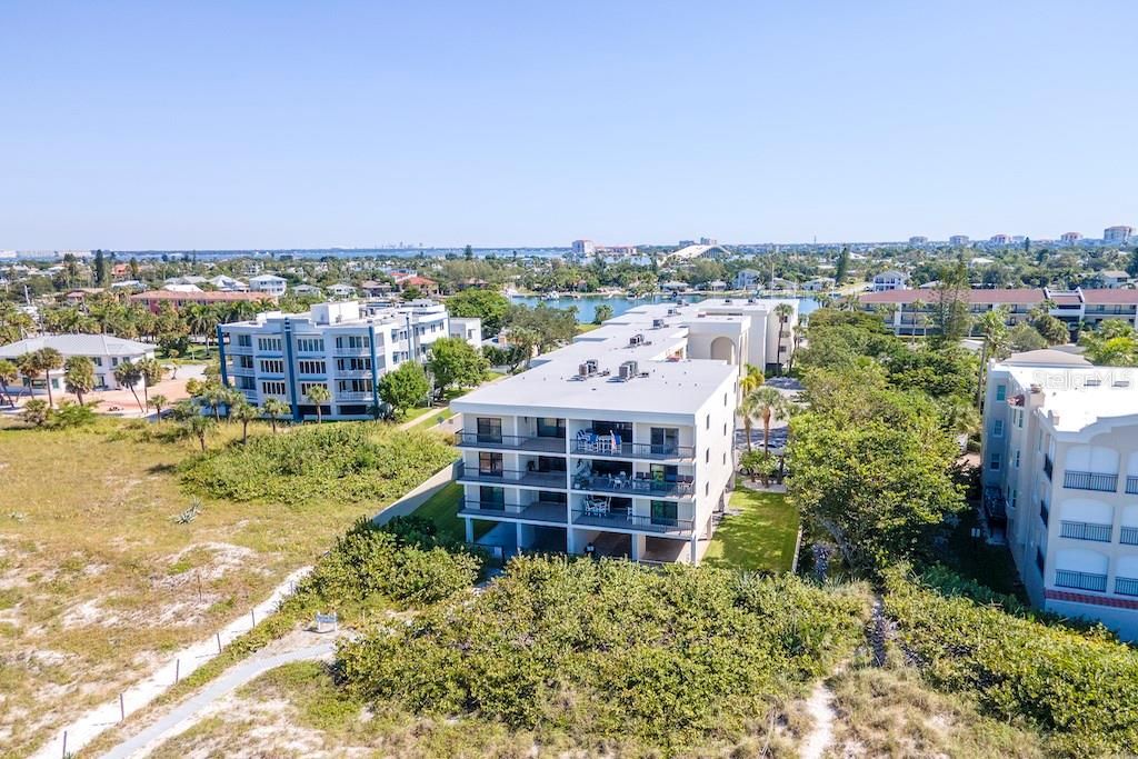 For Rent: $6,990 (3 beds, 2 baths, 1345 Square Feet)