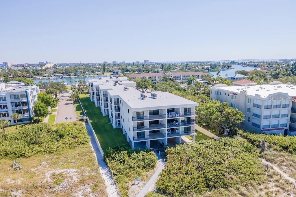 For Rent: $6,990 (3 beds, 2 baths, 1345 Square Feet)