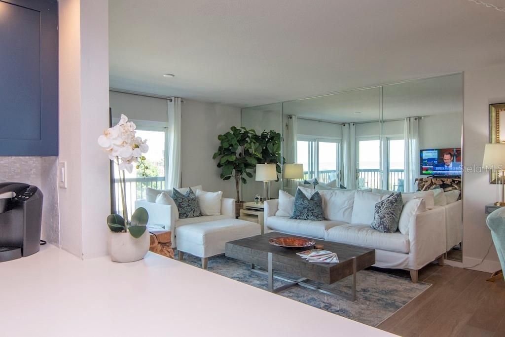 For Rent: $6,990 (3 beds, 2 baths, 1345 Square Feet)