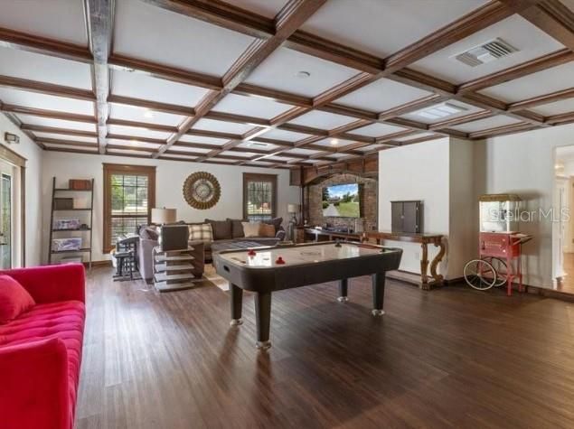 待售: $889,500 (4 贝兹, 3 浴室, 4092 平方英尺)