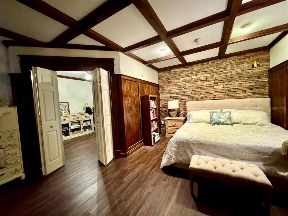 待售: $889,500 (4 贝兹, 3 浴室, 4092 平方英尺)