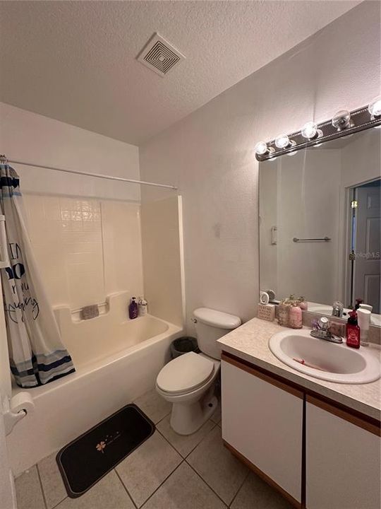 待售: $199,000 (3 贝兹, 2 浴室, 1151 平方英尺)