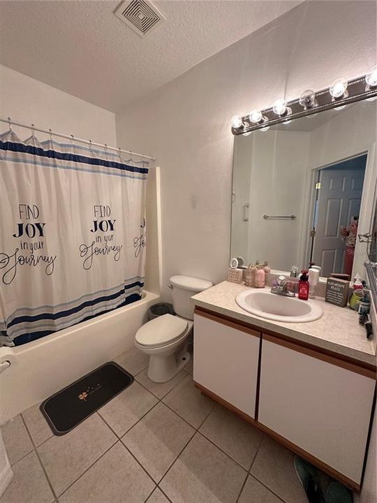 待售: $199,000 (3 贝兹, 2 浴室, 1151 平方英尺)