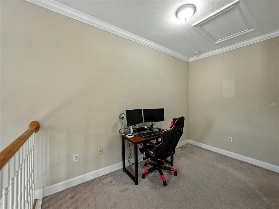 For Sale: $240,000 (3 beds, 2 baths, 1560 Square Feet)